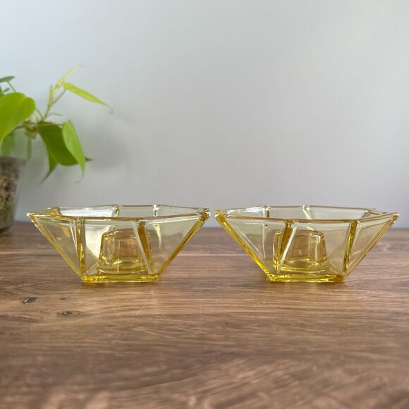 Fostoria 1930s Candle Holders, Yellow Deco Glass Pair - Picture 8 of 11